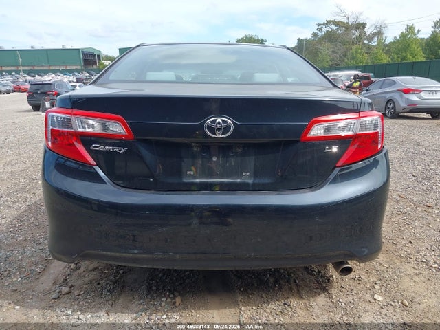 46089143 :رقم المزاد ، 4T4BF1FK6CR221588 vin ، 2012 Toyota Camry Le مزاد بيع