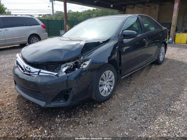 46089143 :رقم المزاد ، 4T4BF1FK6CR221588 vin ، 2012 Toyota Camry Le مزاد بيع