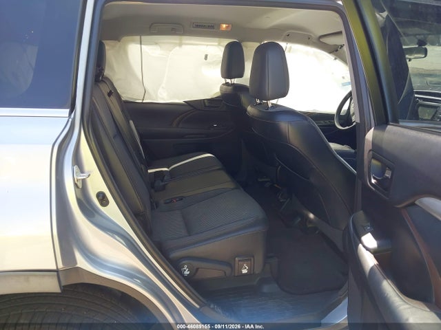 46089155 :رقم المزاد ، 5TDZKRFH4FS082145 vin ، 2015 Toyota Highlander Le Plus V6 مزاد بيع