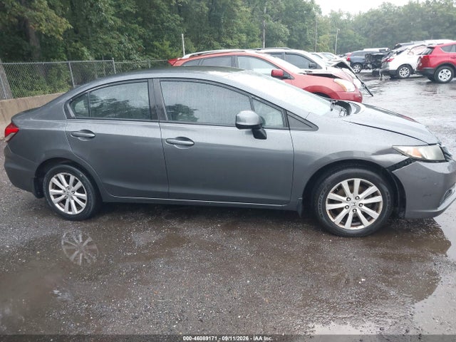 Продаж на аукціоні авто 2013 Honda Civic Lx, vin: 2HGFB2F5XDH576216, номер лоту: 46089171