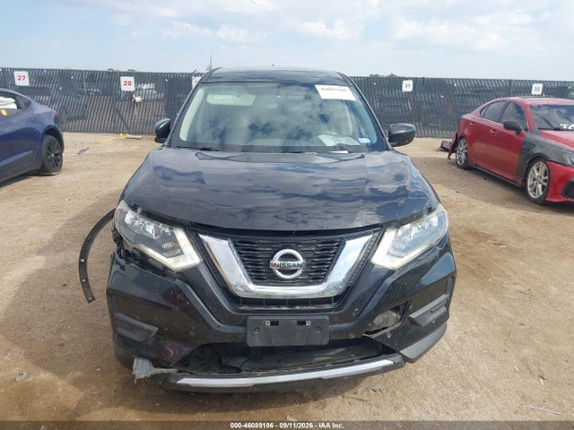 46089186 :رقم المزاد ، JN8AT2MT0HW388257 vin ، 2017 Nissan Rogue S مزاد بيع