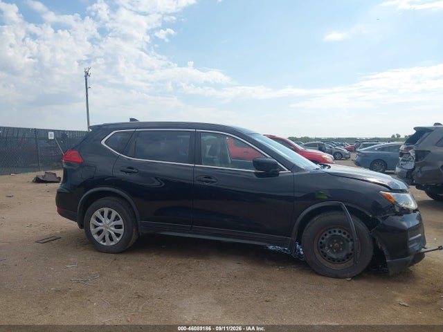 46089186 :رقم المزاد ، JN8AT2MT0HW388257 vin ، 2017 Nissan Rogue S مزاد بيع