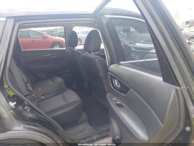 46089186 :رقم المزاد ، JN8AT2MT0HW388257 vin ، 2017 Nissan Rogue S مزاد بيع