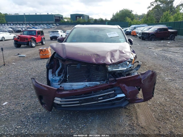 Продажа на аукционе авто 2019 Toyota Highlander Xle, vin: 5TDJZRFH1KS925186, номер лота: 46089189