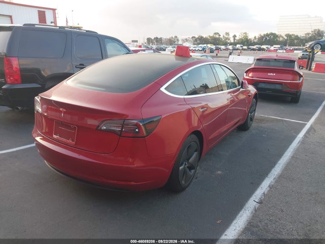 Tesla Model 3 Long Range/mid Range 2018 5YJ3E1EA7JF045798 Image 4