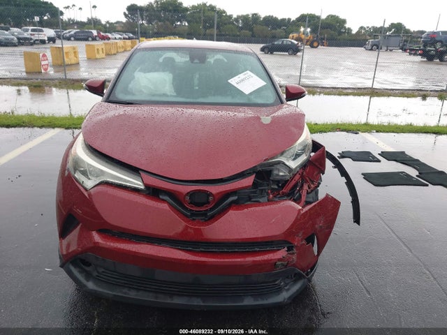 2018 Toyota C-hr Xle მანქანა იყიდება აუქციონზე, vin: NMTKHMBXXJR017565, აუქციონის ნომერი: 46089232