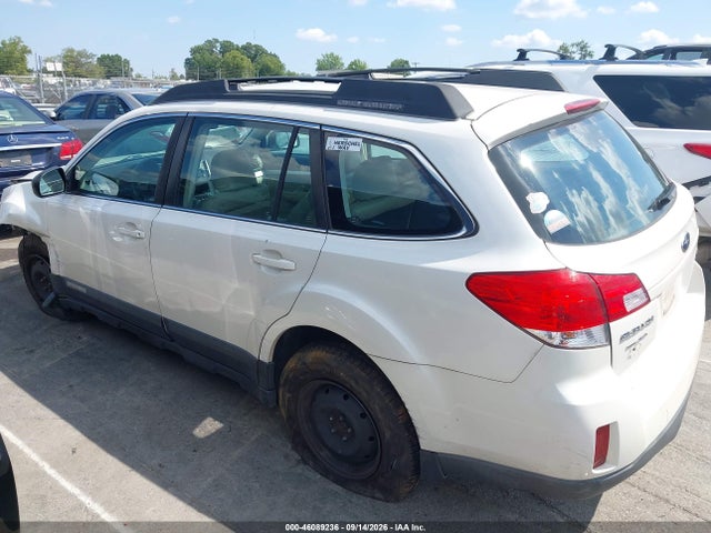 46089236 :رقم المزاد ، 4S4BRCAC3B3431132 vin ، 2011 Subaru Outback 2.5i مزاد بيع