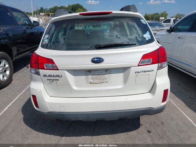 46089236 :رقم المزاد ، 4S4BRCAC3B3431132 vin ، 2011 Subaru Outback 2.5i مزاد بيع