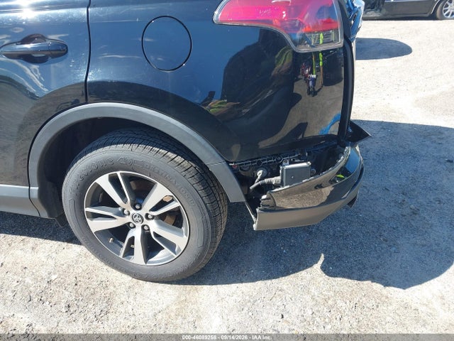 2T3RFREV0HW681007 Toyota Rav4 Xle