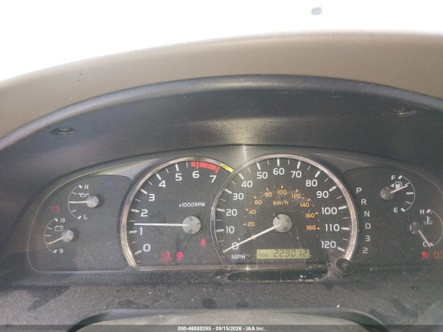 2005 Toyota Sequoia Sr5 V8 მანქანა იყიდება აუქციონზე, vin: 5TDBT44A25S242223, აუქციონის ნომერი: 46089265