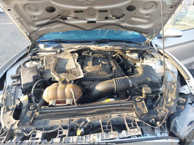 46089273 :رقم المزاد ، 1FATP8UH3G5217441 vin ، 2016 Ford Mustang Ecoboost Premium مزاد بيع