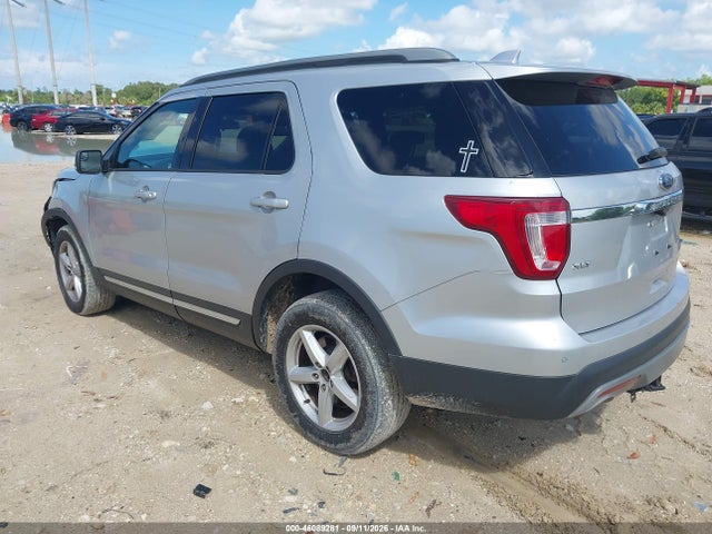 46089281 :رقم المزاد ، 1FM5K8D81HGD05567 vin ، 2017 Ford Explorer Xlt مزاد بيع