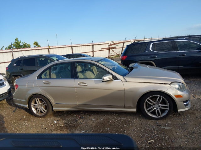 Продажа на аукционе авто 2012 Mercedes-benz C 300 Sport 4matic, vin: WDDGF8BB1CR194957, номер лота: 46089285