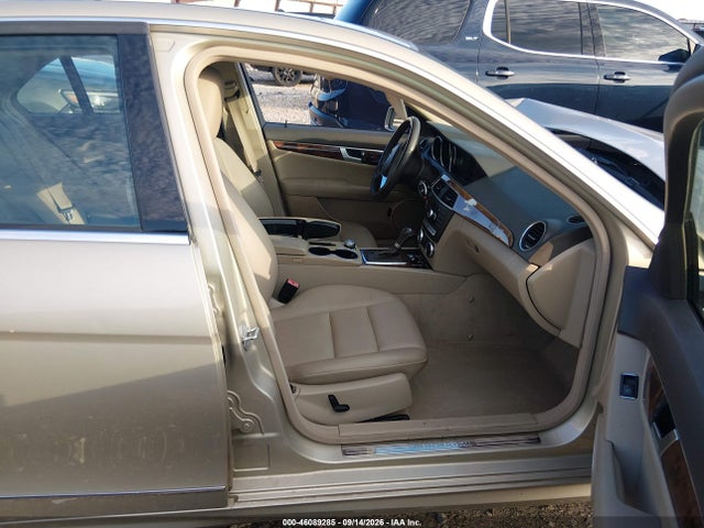 Продажа на аукционе авто 2012 Mercedes-benz C 300 Sport 4matic, vin: WDDGF8BB1CR194957, номер лота: 46089285