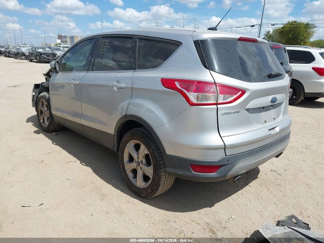 46089296 :رقم المزاد ، 1FMCU0G79GUA38572 vin ، 2016 Ford Escape Se مزاد بيع