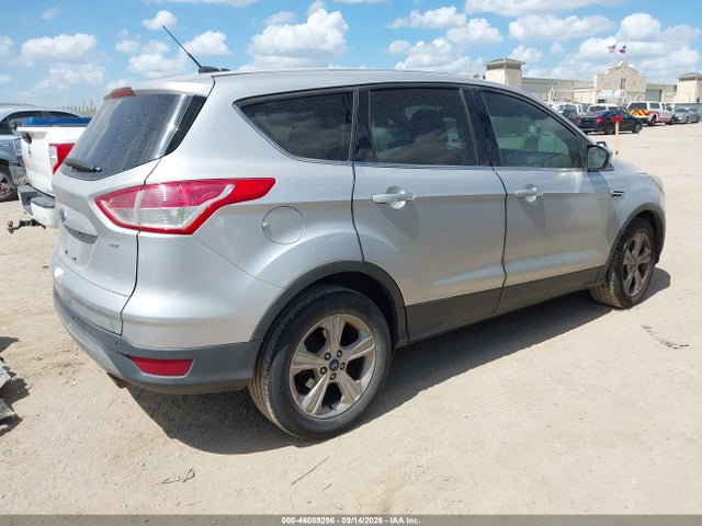 46089296 :رقم المزاد ، 1FMCU0G79GUA38572 vin ، 2016 Ford Escape Se مزاد بيع