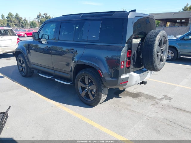 Продажа на аукционе авто 2023 Land Rover Defender 110 S, vin: SALEJ7EX7P2235746, номер лота: 46089350