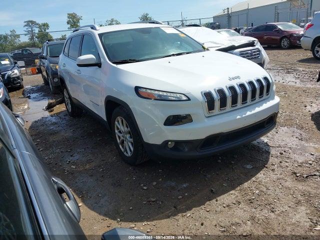 Продажа на аукционе авто 2017 Jeep Cherokee Latitude Fwd, vin: 1C4PJLCB1HW616938, номер лота: 46089365