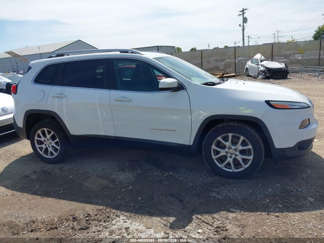 46089365 :رقم المزاد ، 1C4PJLCB1HW616938 vin ، 2017 Jeep Cherokee Latitude Fwd مزاد بيع