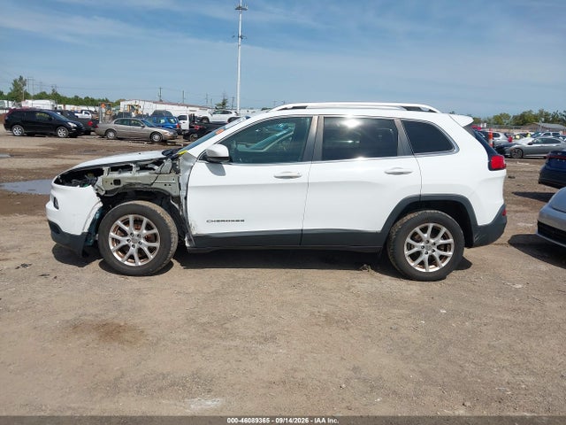 46089365 :رقم المزاد ، 1C4PJLCB1HW616938 vin ، 2017 Jeep Cherokee Latitude Fwd مزاد بيع