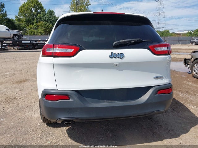 46089365 :رقم المزاد ، 1C4PJLCB1HW616938 vin ، 2017 Jeep Cherokee Latitude Fwd مزاد بيع
