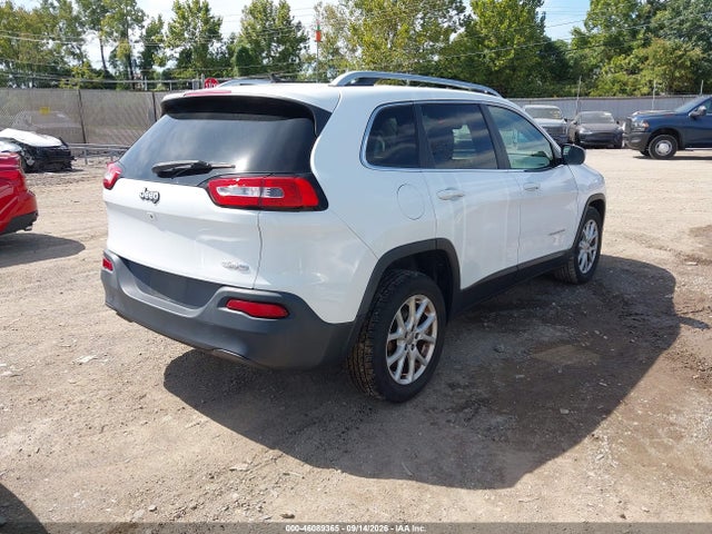 46089365 :رقم المزاد ، 1C4PJLCB1HW616938 vin ، 2017 Jeep Cherokee Latitude Fwd مزاد بيع