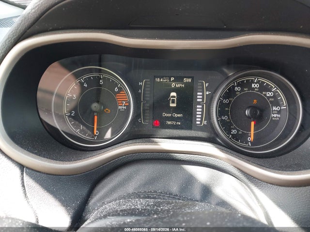 46089365 :رقم المزاد ، 1C4PJLCB1HW616938 vin ، 2017 Jeep Cherokee Latitude Fwd مزاد بيع