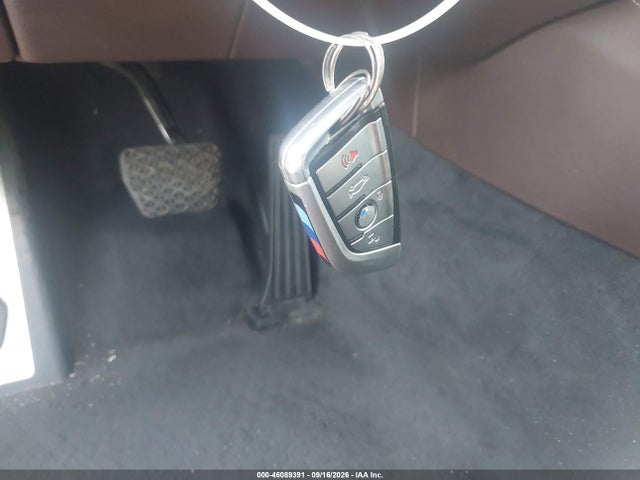 46089391 :رقم المزاد ، WBA7F2C52GG419370 vin ، 2016 Bmw 750i Xdrive مزاد بيع