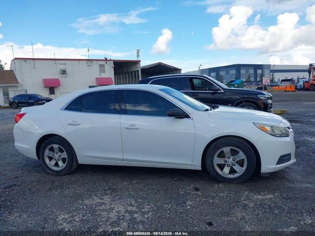 Продажа на аукционе авто 2015 Chevrolet Malibu Ls, vin: 1G11B5SL2FF327789, номер лота: 46089435