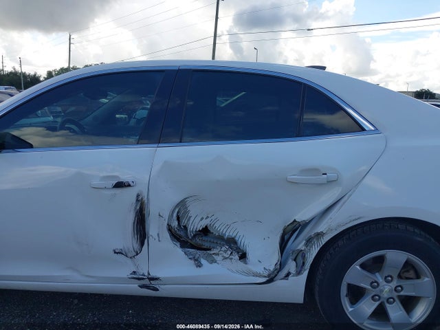 Продажа на аукционе авто 2015 Chevrolet Malibu Ls, vin: 1G11B5SL2FF327789, номер лота: 46089435