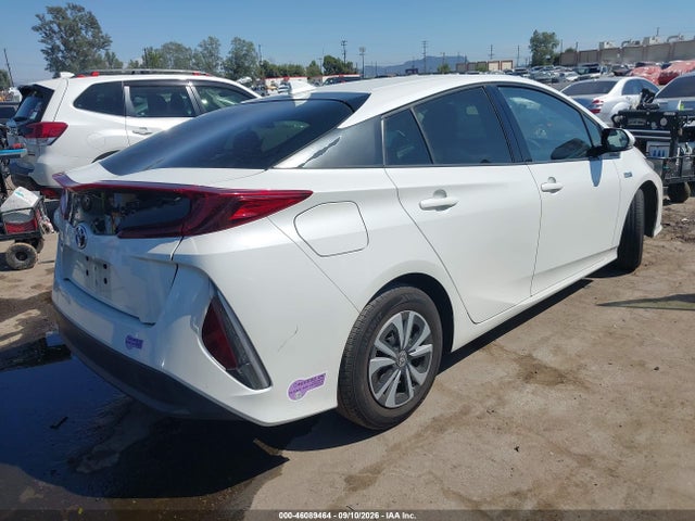 Продажа на аукционе авто 2019 Toyota Prius Prime Premium, vin: JTDKARFP4K3116186, номер лота: 46089464