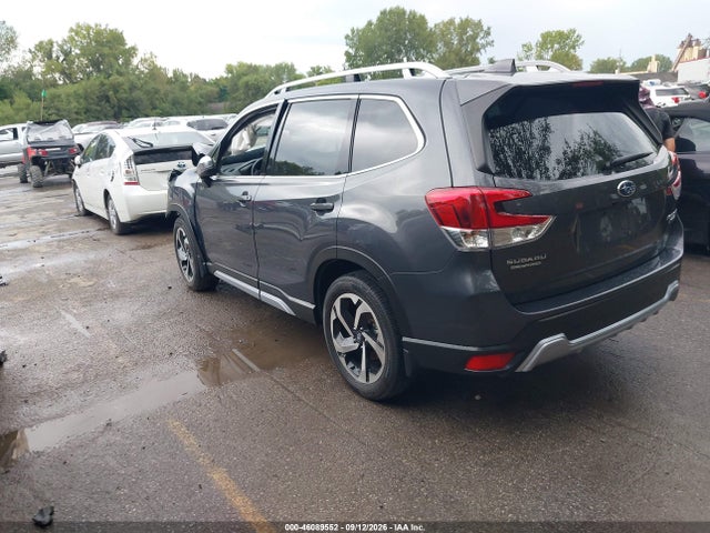 46089552 :رقم المزاد ، JF2SKARC1NH525200 vin ، 2022 Subaru Forester Touring مزاد بيع