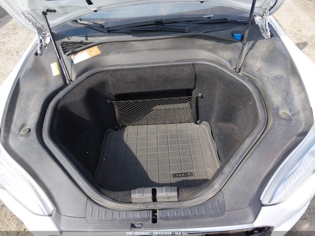 Tesla Model S P85 2014 5YJSA1H17EFP51467 Image 10