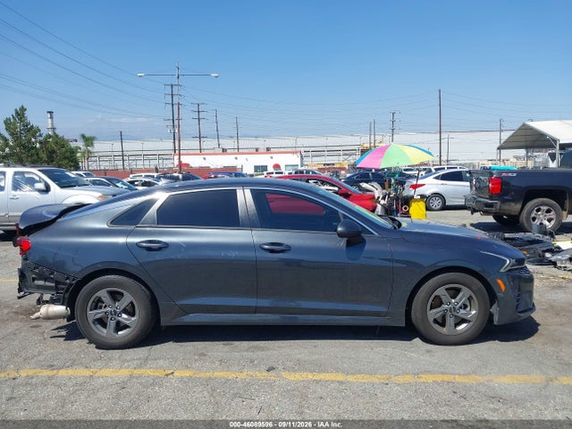 2022 Kia K5 Lxs მანქანა იყიდება აუქციონზე, vin: 5XXG14J25NG142272, აუქციონის ნომერი: 46089596