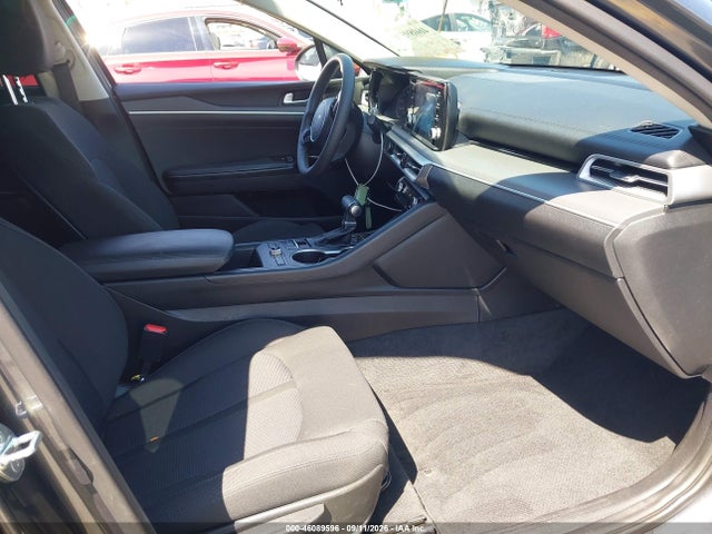 2022 Kia K5 Lxs მანქანა იყიდება აუქციონზე, vin: 5XXG14J25NG142272, აუქციონის ნომერი: 46089596