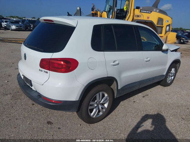 Volkswagen TIGUAN S 2014 WVGAV3AX0EW572785 Image 4