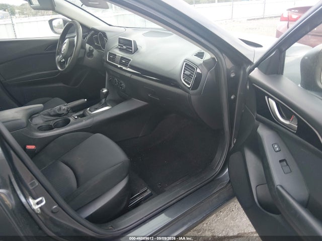JM1BM1U7XE1186951 Mazda Mazda3 I Sport