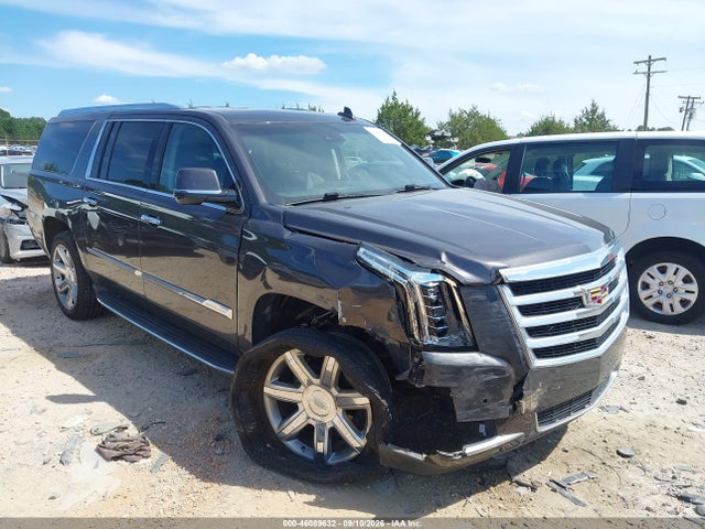 46089632 :رقم المزاد ، 1GYS4HKJ7JR260551 vin ، 2018 Cadillac Escalade Esv Luxury مزاد بيع