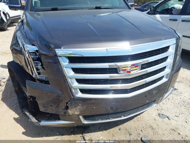 46089632 :رقم المزاد ، 1GYS4HKJ7JR260551 vin ، 2018 Cadillac Escalade Esv Luxury مزاد بيع