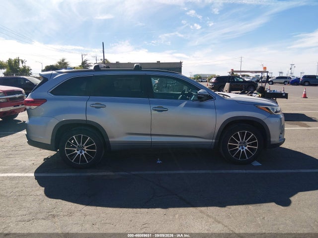 Toyota Highlander Se 2017 5TDKZRFH4HS188918 Image 13
