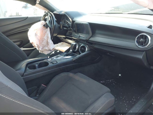 Продажа на аукционе авто 2016 Chevrolet Camaro 1lt, vin: 1G1FB1RS5G0161686, номер лота: 46089682