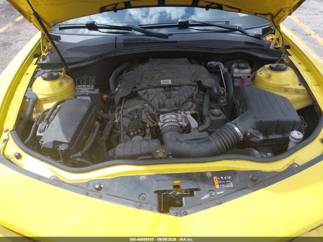 46089707 :رقم المزاد ، 2G1FF1E32F9173706 vin ، 2015 Chevrolet Camaro 2lt مزاد بيع