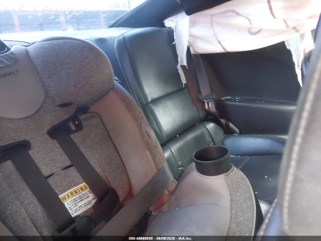 46089707 :رقم المزاد ، 2G1FF1E32F9173706 vin ، 2015 Chevrolet Camaro 2lt مزاد بيع