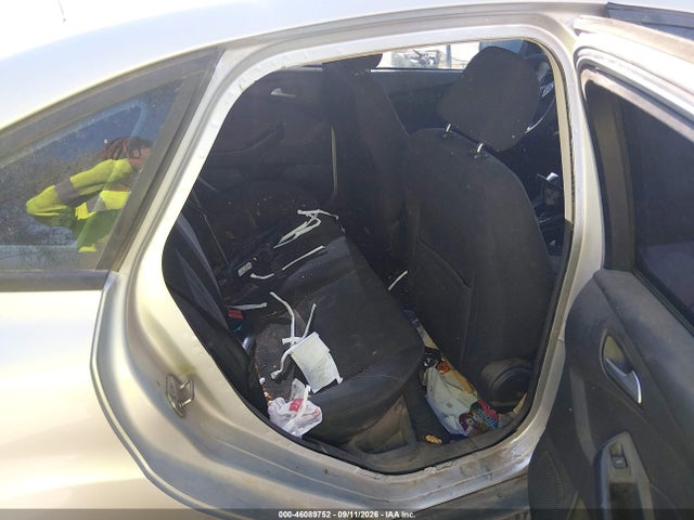Ford FOCUS SE 2015 1FADP3F26FL269964 Image 8