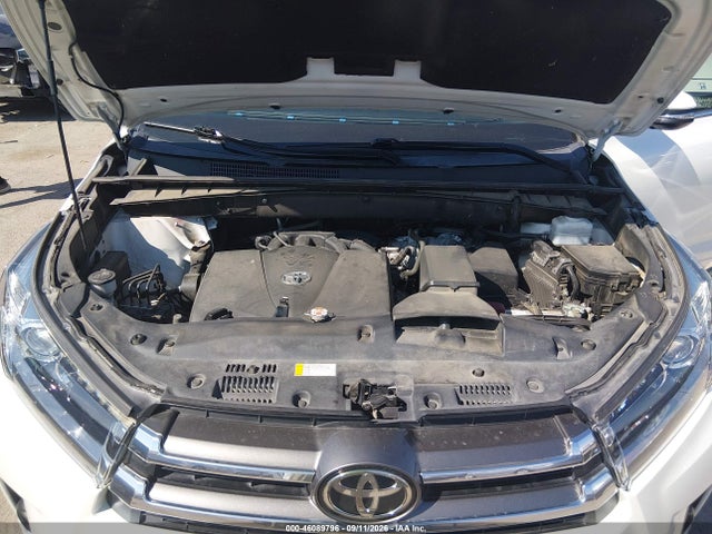 Продаж на аукціоні авто 2019 Toyota Highlander Limited Platinum, vin: 5TDDZRFH5KS714540, номер лоту: 46089796