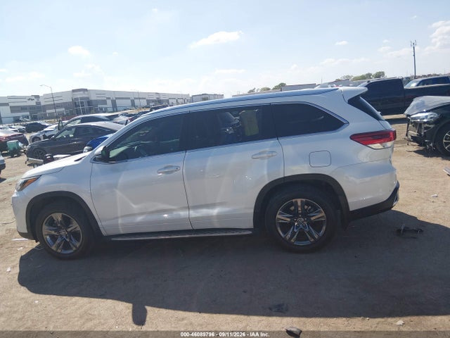 Продаж на аукціоні авто 2019 Toyota Highlander Limited Platinum, vin: 5TDDZRFH5KS714540, номер лоту: 46089796