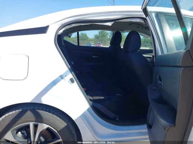 46089808 :رقم المزاد ، 3N1AB8CV3MY301316 vin ، 2021 Nissan Sentra Sv Xtronic Cvt مزاد بيع