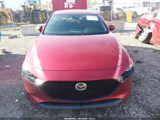 46089824 :رقم المزاد ، JM1BPAMM4K1136054 vin ، 2019 Mazda Mazda3 Preferred Package مزاد بيع