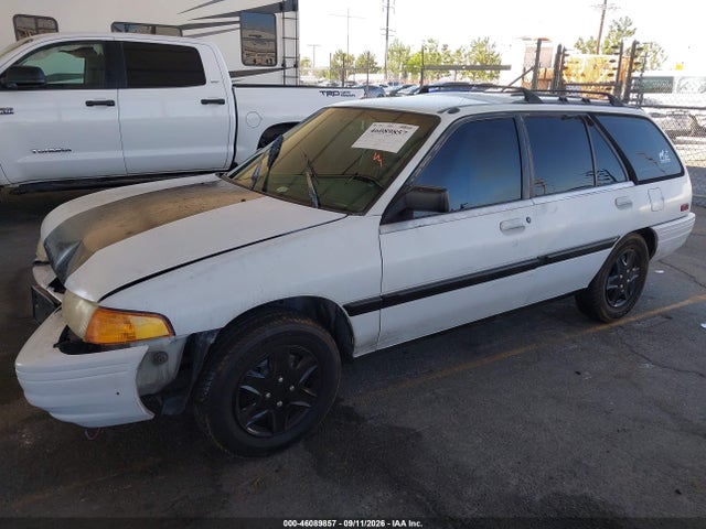 46089857 :رقم المزاد ، 3FASP15J7SR179884 vin ، 1995 Ford Escort Lx/sport مزاد بيع
