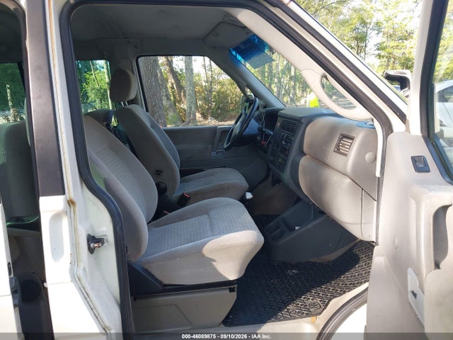 Aukcja sprzedaży 2001 Volkswagen Eurovan Mv, vin: WV2MB47061H155438, numer aukcji: 46089875